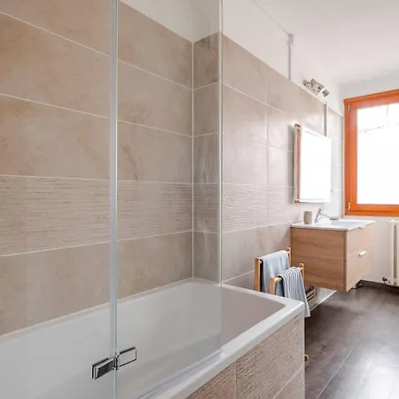 Aux Arenes, 30m Des Arenes, Balcon, Clim